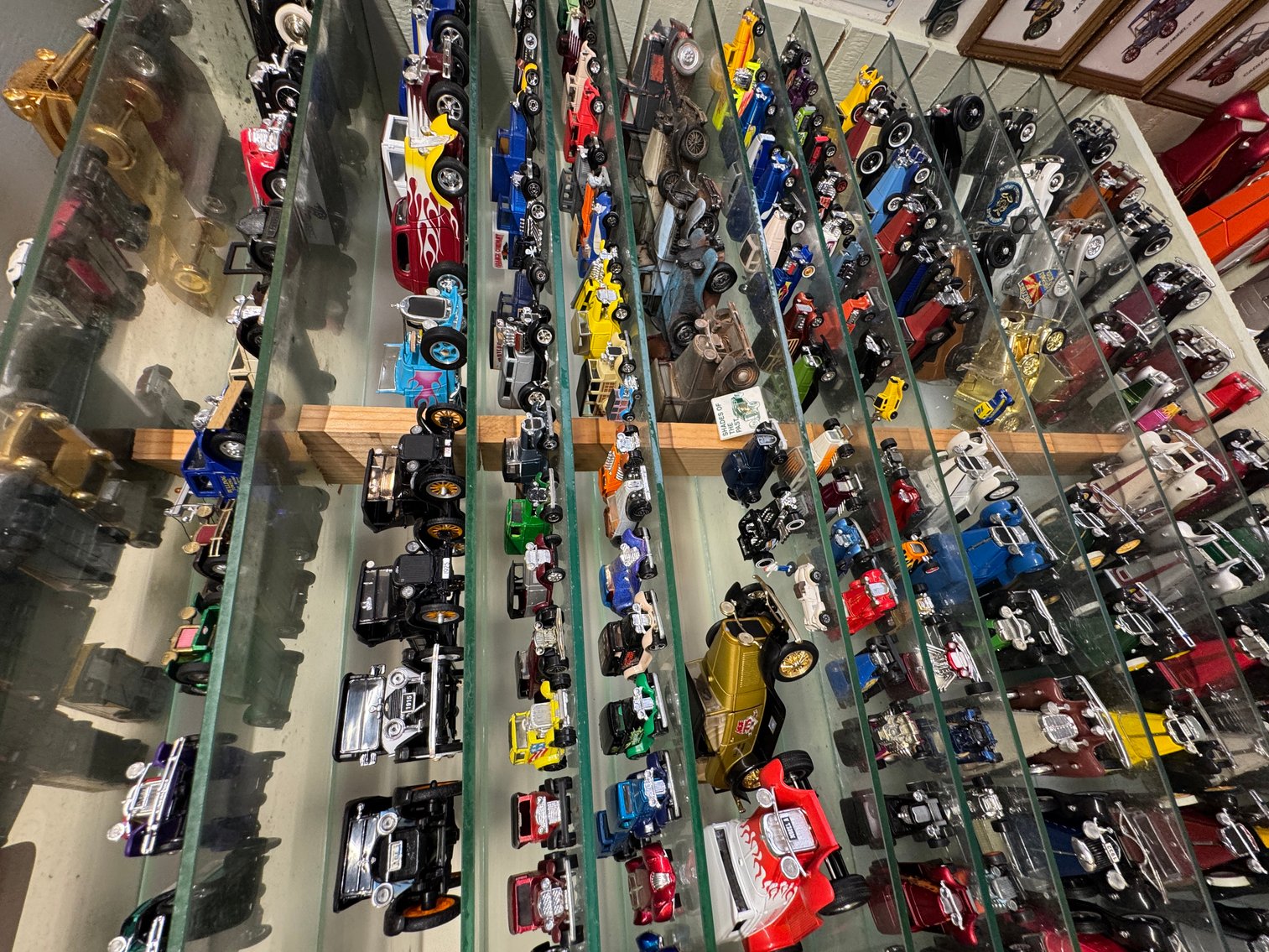 Image for Hot Rod Heaven Featuring Cars, Parts, Tools & Collectibles