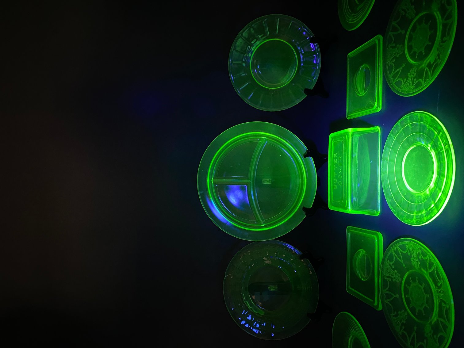 Image for February 2026 Gallery Auction Featuring Vintage Lighting, Fine Jewelry, Antiques, Artwork and More