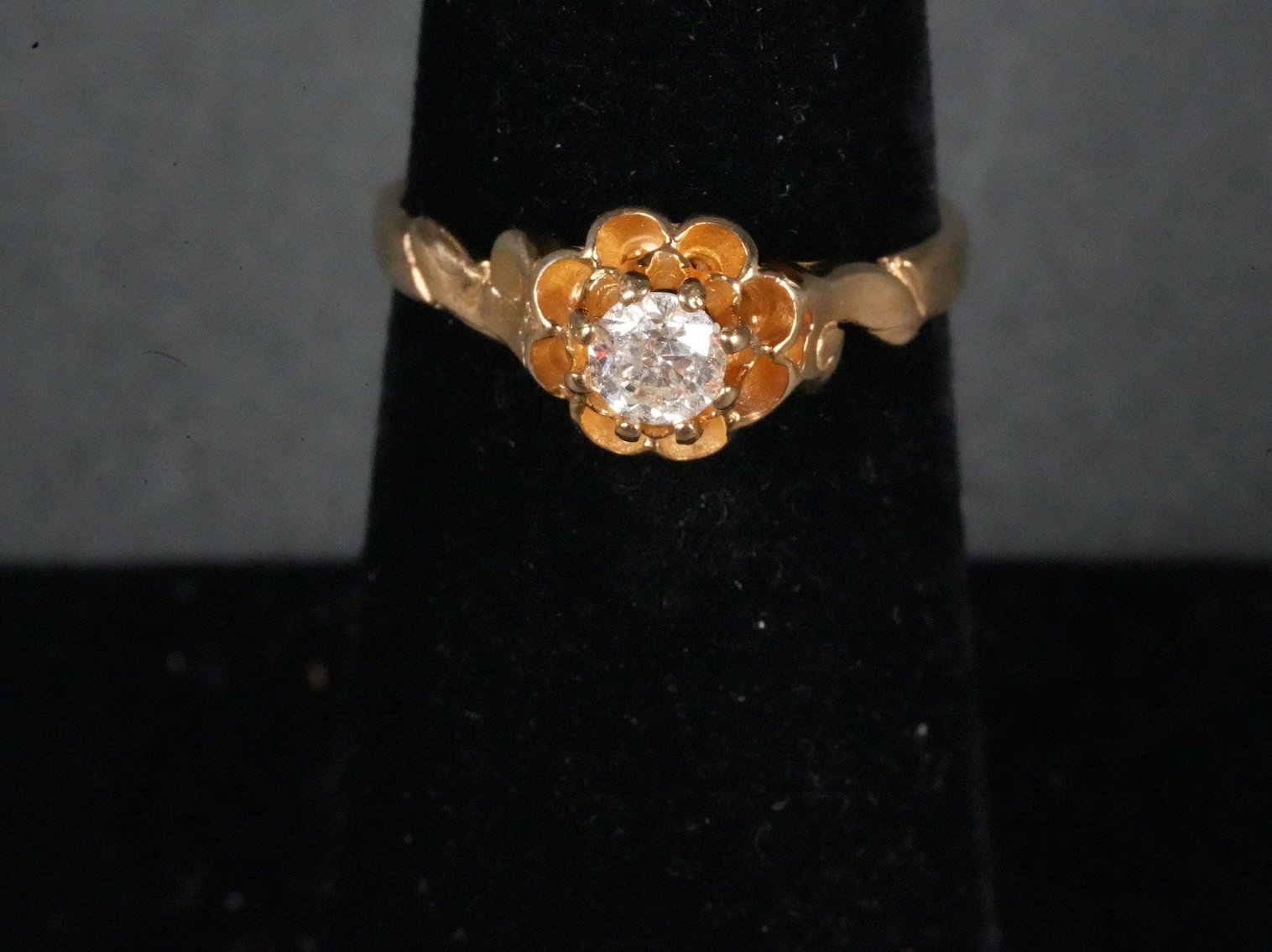 Image for February 2026 Gallery Auction Featuring Vintage Lighting, Fine Jewelry, Antiques, Artwork and More