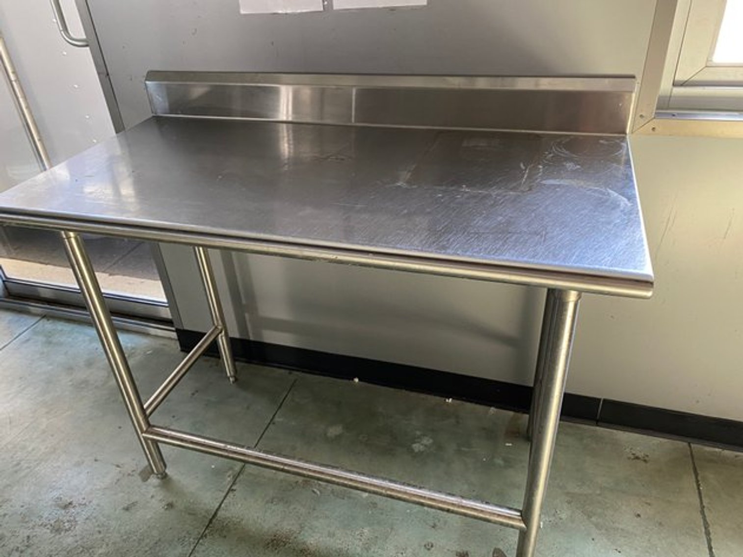 Image for Commercial Kitchen Closeout – High-Quality Beverage & Restaurant Equipment