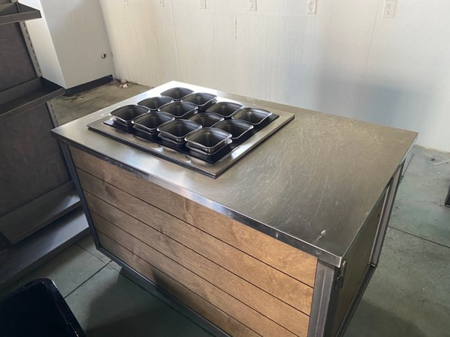 Image for Commercial Kitchen Closeout – High-Quality Beverage & Restaurant Equipment