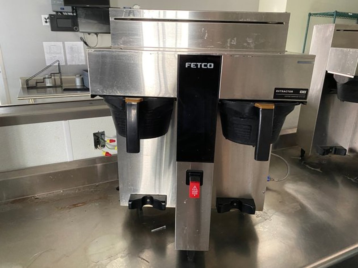 Image for Commercial Kitchen Closeout – High-Quality Beverage & Restaurant Equipment