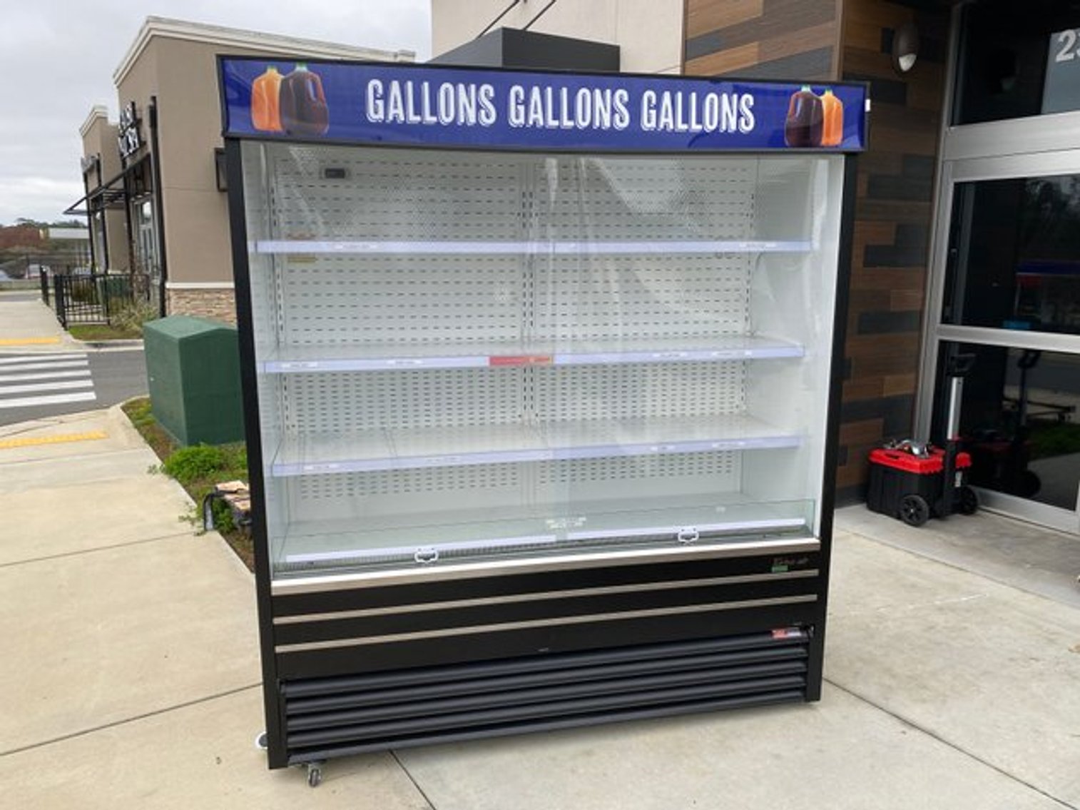 Image for Commercial Kitchen Closeout – High-Quality Beverage & Restaurant Equipment