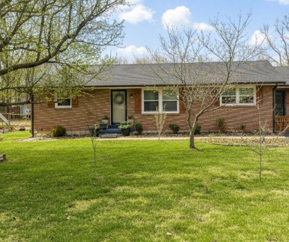 Image for 1439 Melrose St. Public Auction Sale