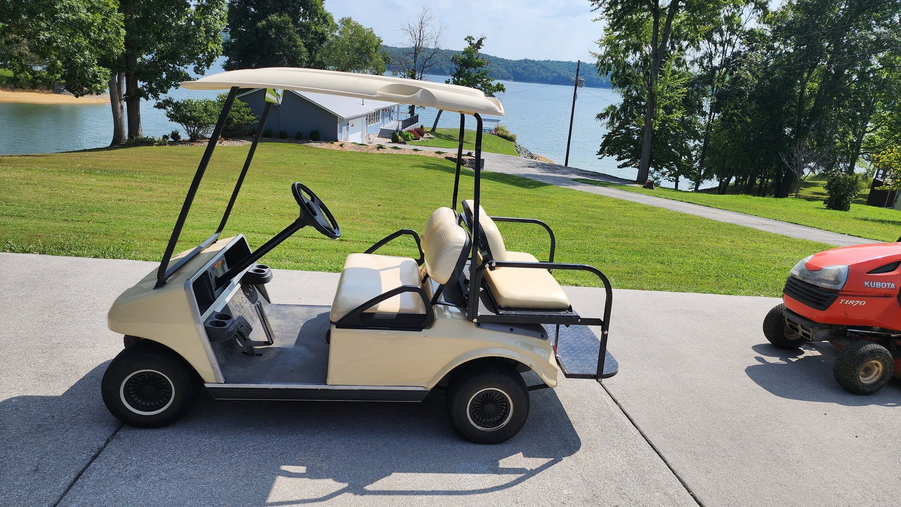 Image for Douglas Lake Estate Sale