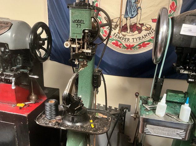 Image for Complete Liquidation of Shoe Shop in Pearisburg, Virginia