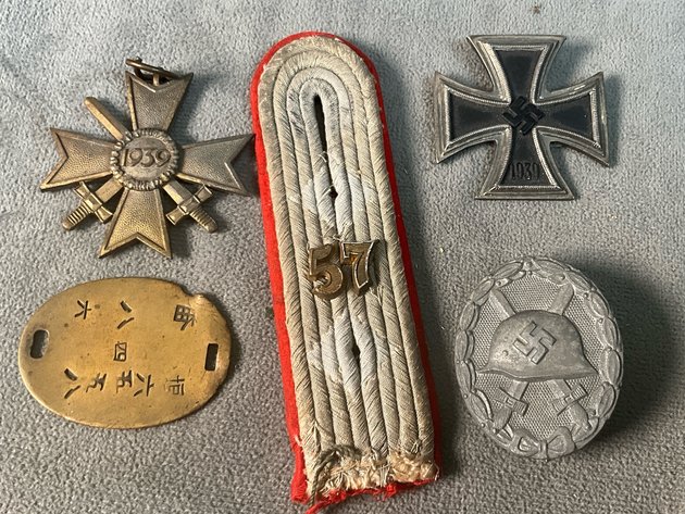 Image for Collectible Vintage Ammunition and Wartime Accessories