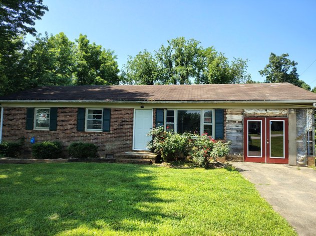 Commissioner's Sale - 178 Lori Lane, Mount Airy, NC