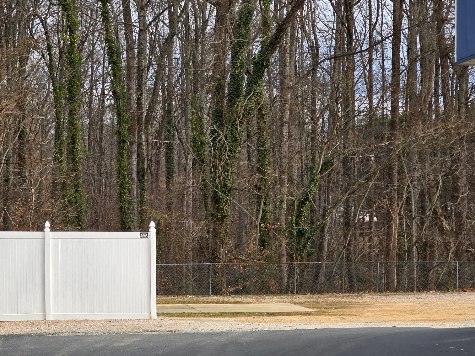 Image for Granite Shoppes | Six-Unit Shopping Center Auction