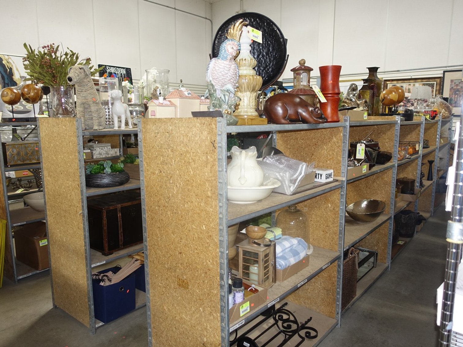 Image for Model Home Furniture/Decor & New Home Goods