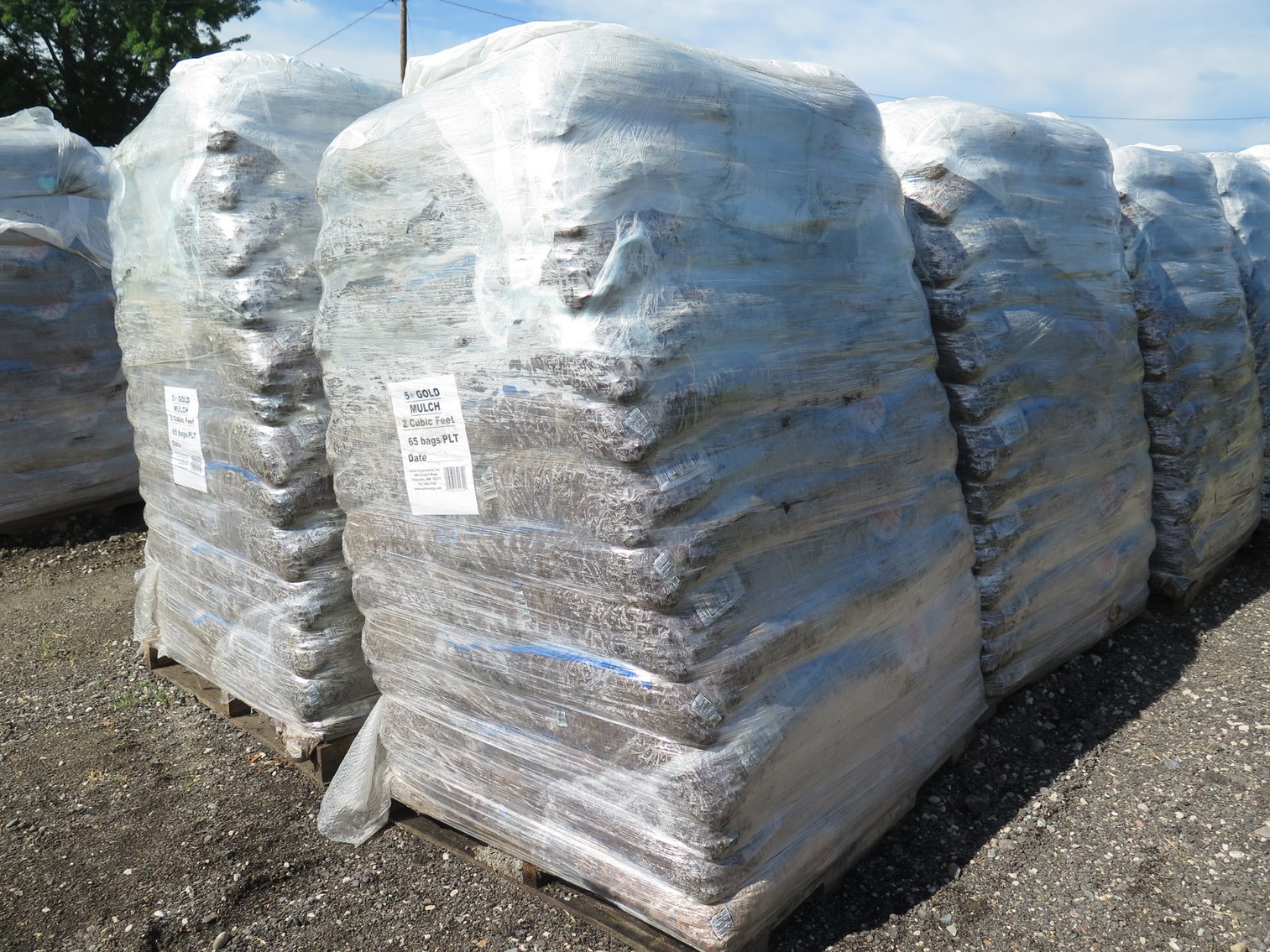 Image for 44 Pallets Premium Mulch