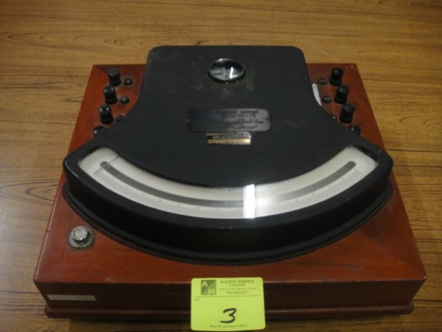 Image for Eccentric Estate Auction: Vintage Mechanical /Laboratory/Test/Audio Equipment & More