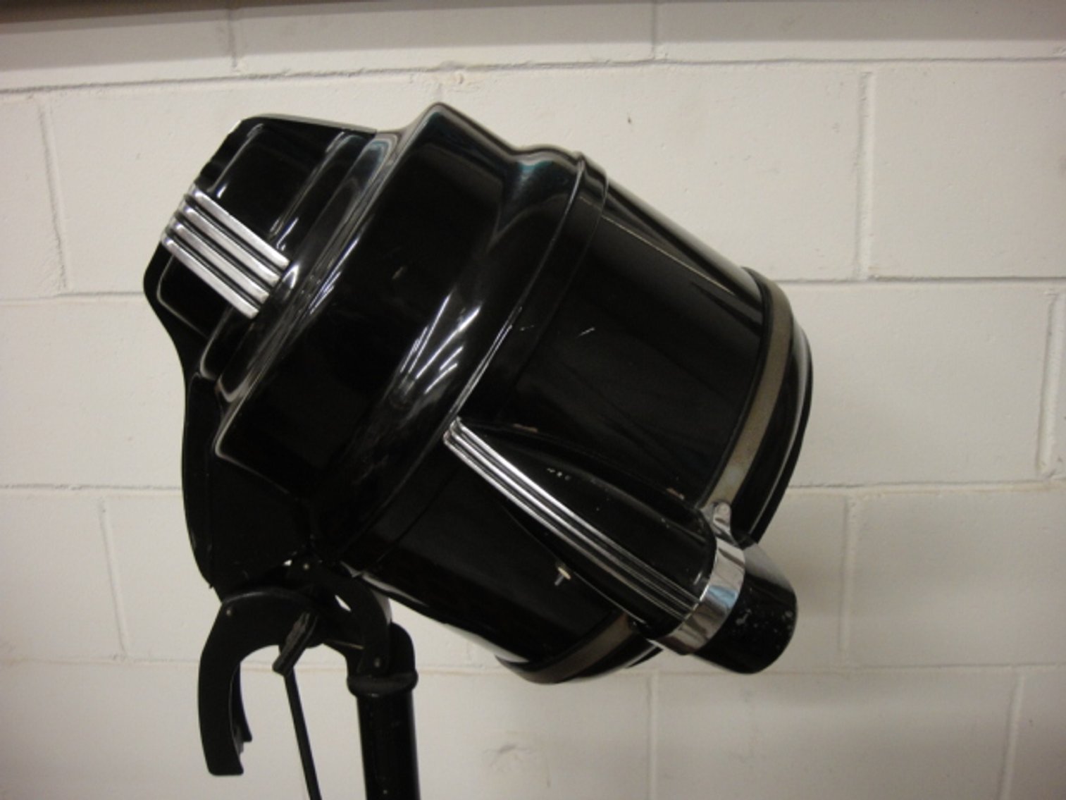 Image for Eccentric Estate Auction: Vintage Mechanical /Laboratory/Test/Audio Equipment & More