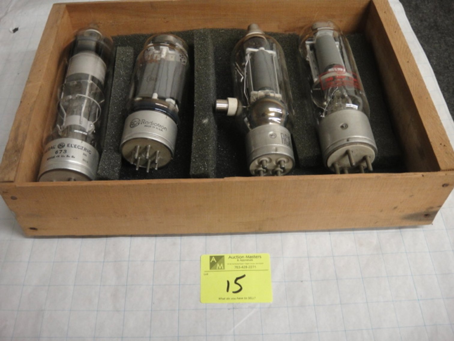 Image for Eccentric Estate Auction: Vintage Mechanical /Laboratory/Test/Audio Equipment & More