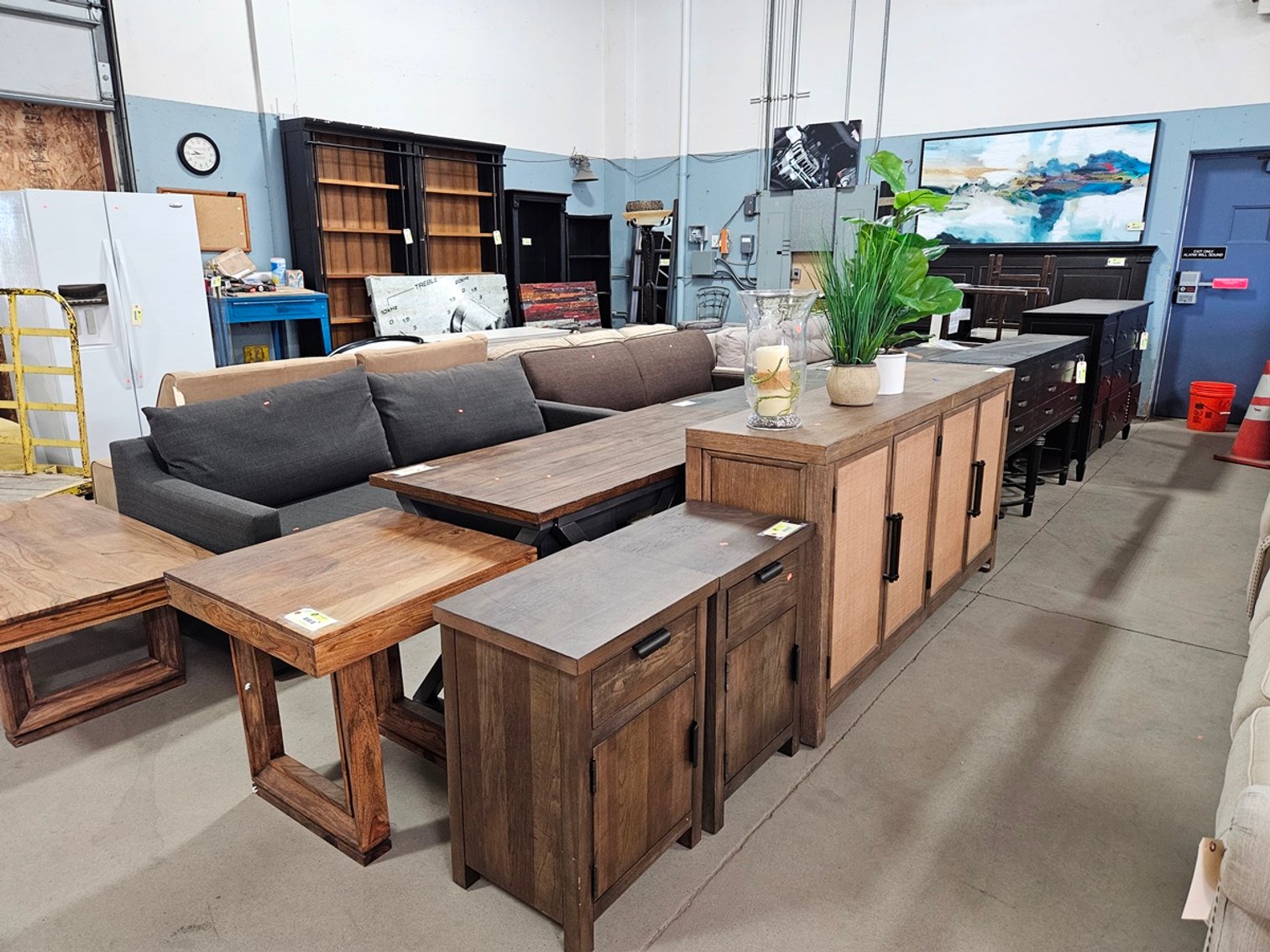 Image for Model Home Furniture/Decor & New Home Goods