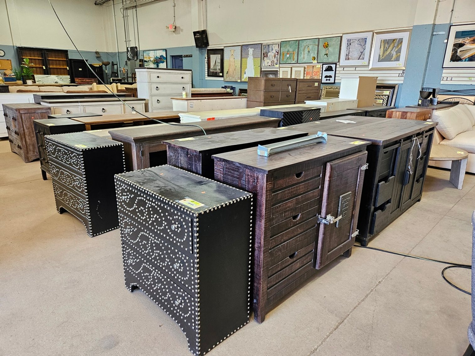 Image for Model Home Furniture/Decor & New Home Goods