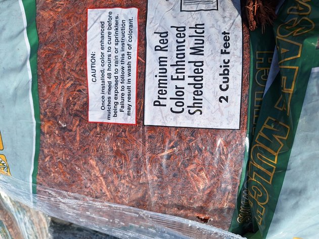 Image for Mulch: 75+ Pallets