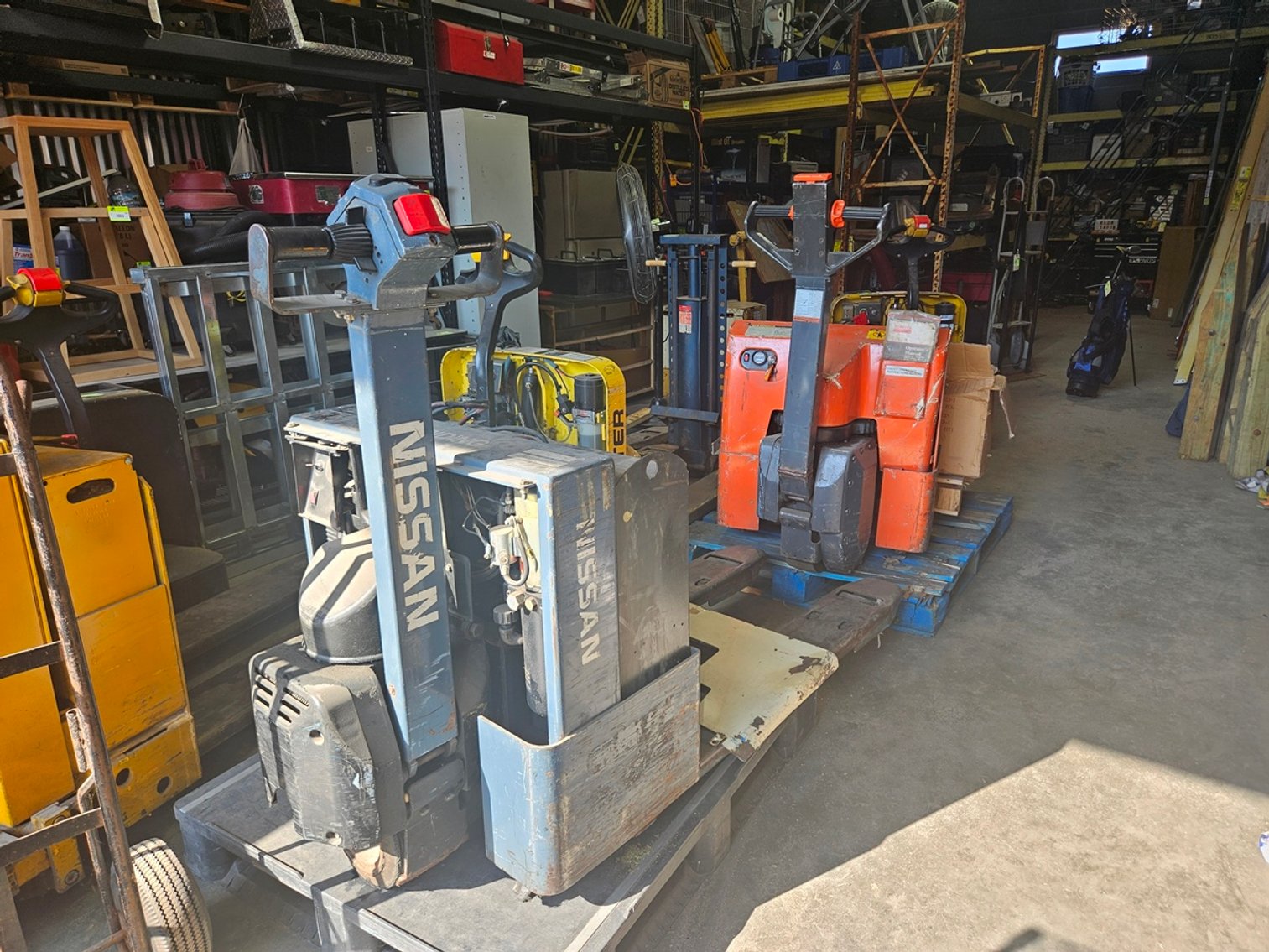 Image for Seized Storage Unit: Tools, Material Handling, Much More