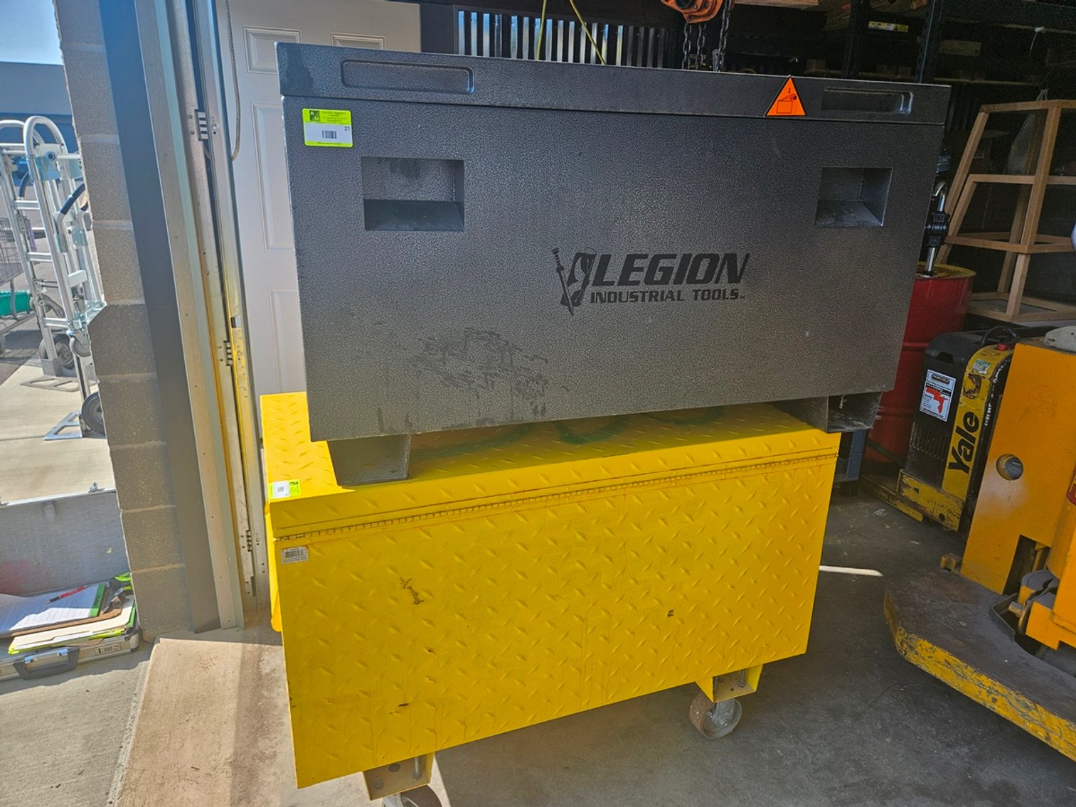 Image for Seized Storage Unit: Tools, Material Handling, Much More