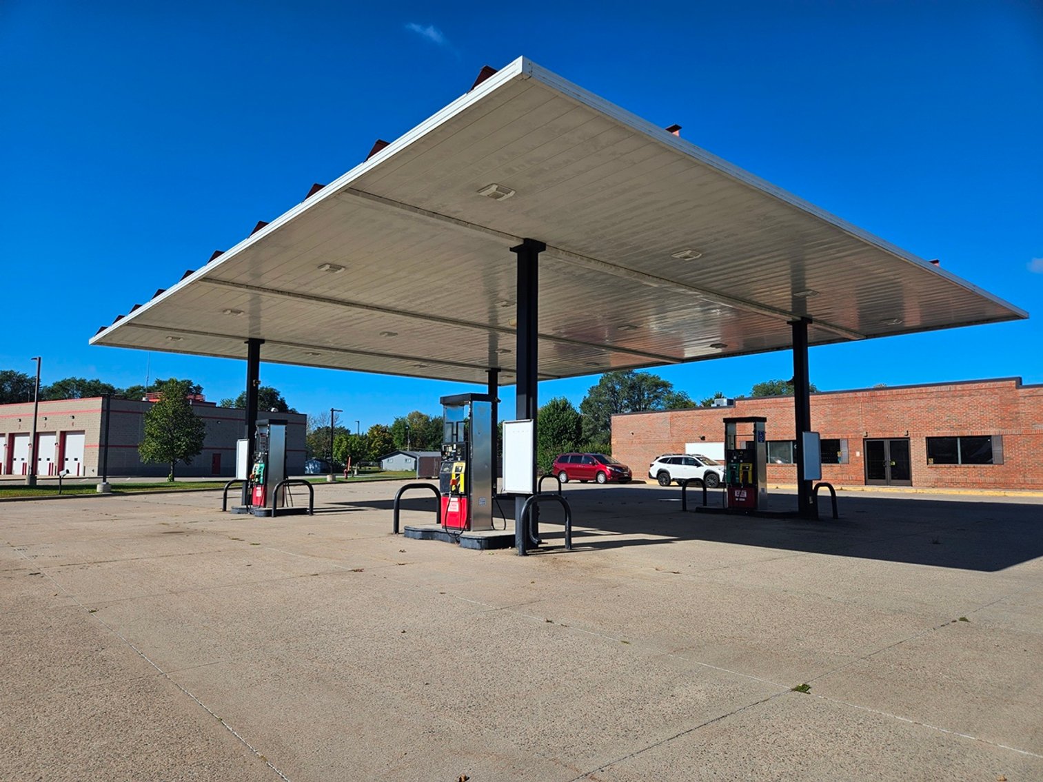 Image for C-Store Equipment: Food Service, Retail Fixtures & More