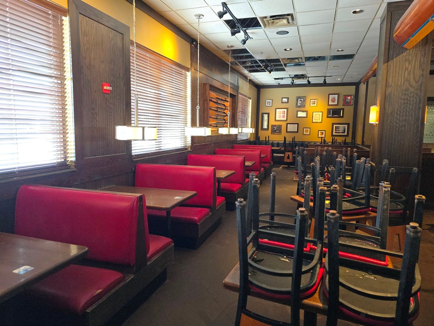 Image for TGI Friday's Restaurant Equipment & Furnishings