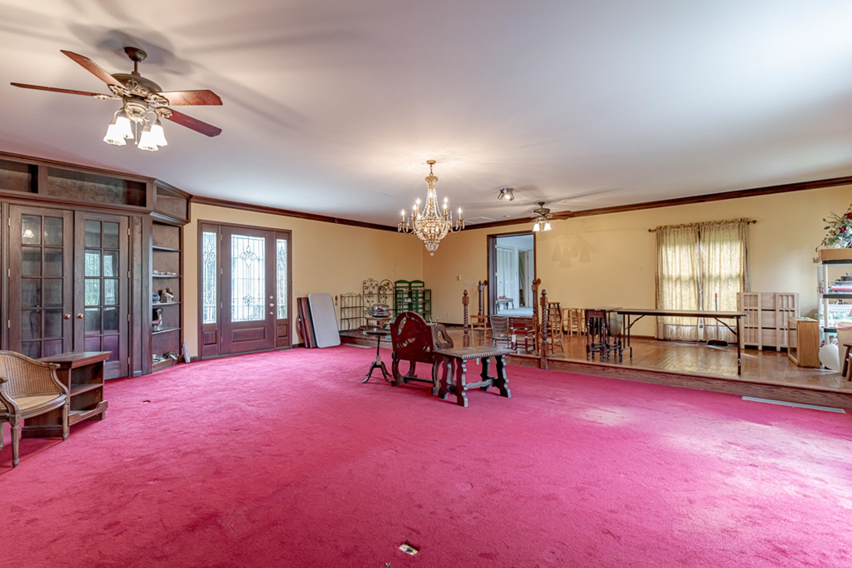 Image for Absolute Real Estate Auction in Crestwood
