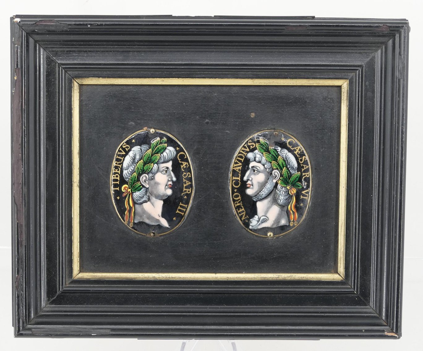 Image for Antiques Unveiled: Exquisite Auction Showcase