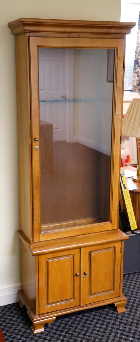 Image for Downsizing in The Estates of Hunting Creek (Night 1)