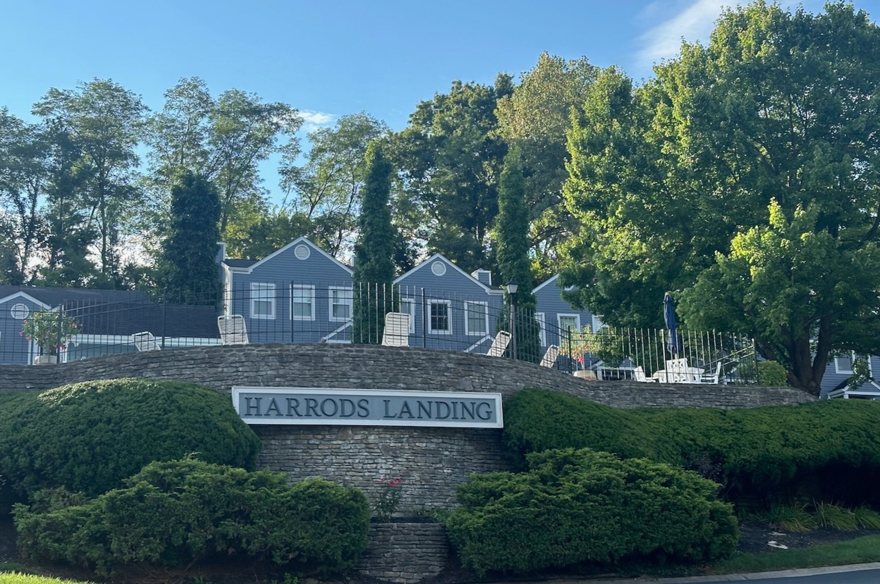 Image for Downsizing Auction in Harrods Landing