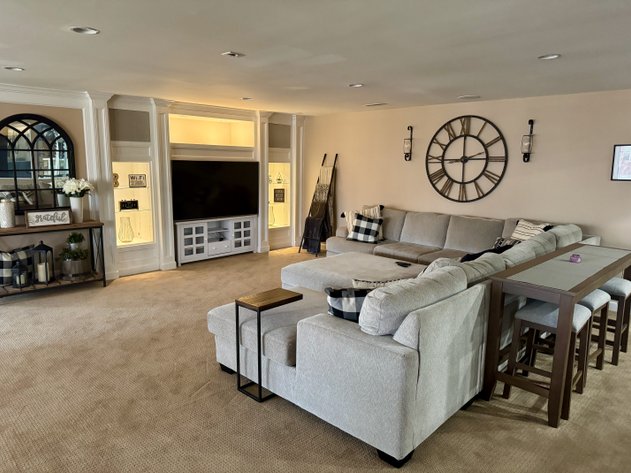 Image for Exclusive High-End Furniture & Decor Auction