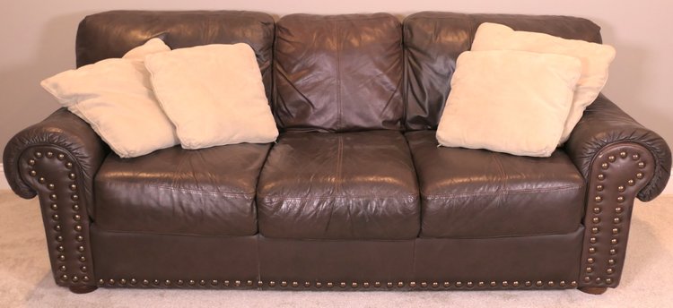 Image for Downsizing Auction in Goshen – High-End Equipment, Contemporary Furnishings & More!