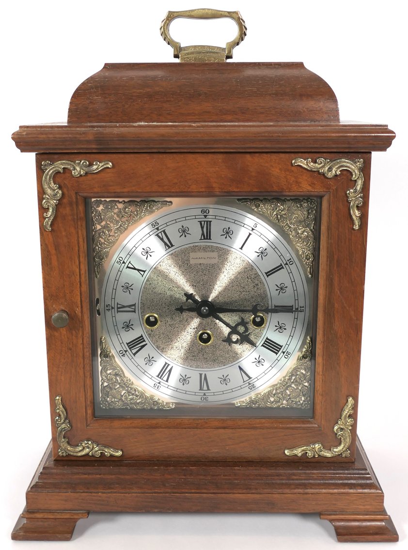 Image for Downsizing Auction in Goshen – High-End Equipment, Contemporary Furnishings & More!