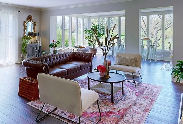 Image for Contemporary with Vintage Flair: Auction in Hunting Creek