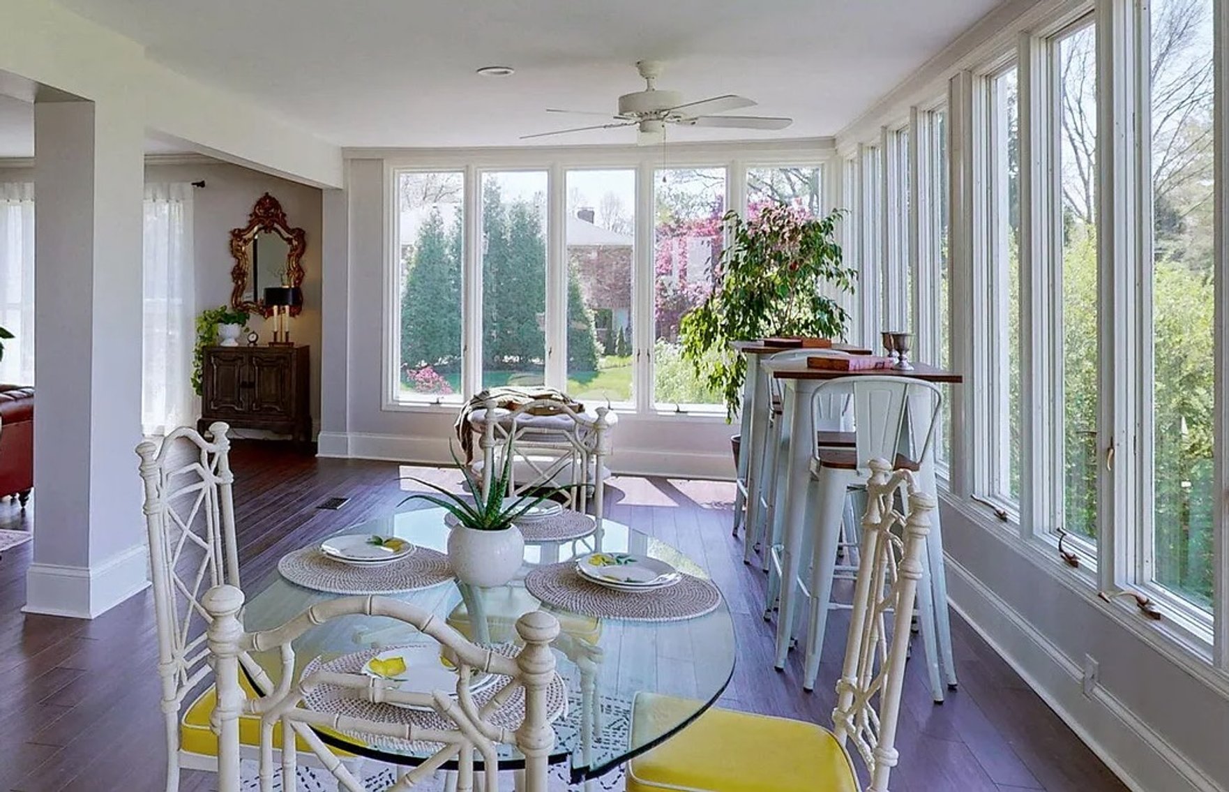 Image for Contemporary with Vintage Flair: Auction in Hunting Creek