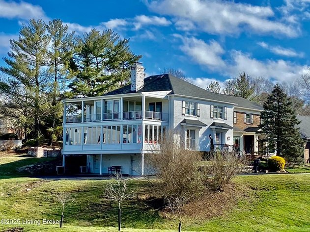 Image for Contemporary with Vintage Flair: Auction in Hunting Creek