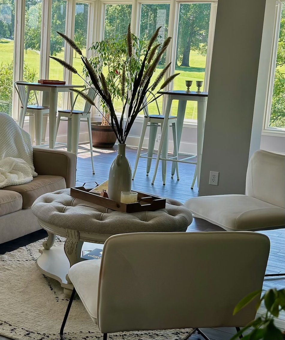 Image for Contemporary with Vintage Flair: Auction in Hunting Creek