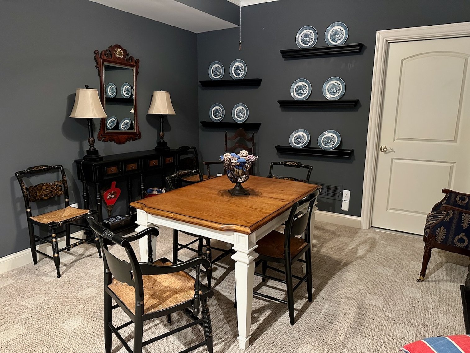 Image for Downsizing Auction in Valencia Villas