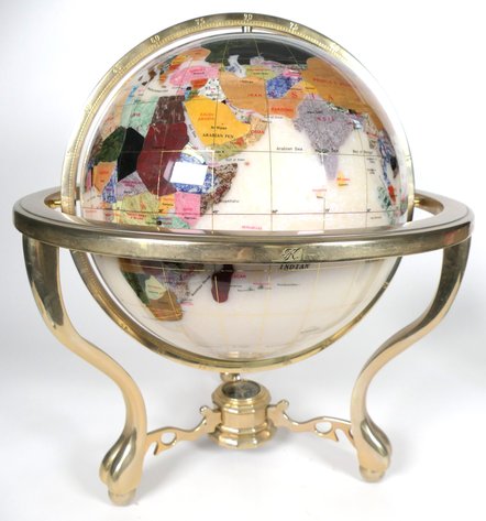 Image for Jeffersontown Living Estate Auction | Luxury SUV, Collectibles & Home Furnishings