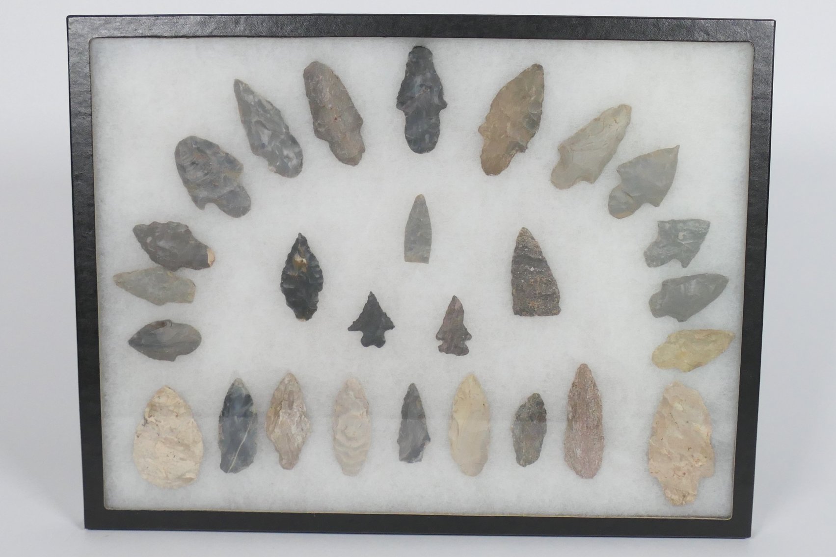 Image for Jeffersontown Living Estate Auction | Luxury SUV, Collectibles & Home Furnishings