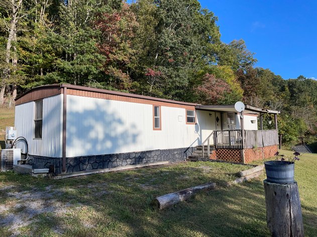 Image for House & 9.49 Acres (±) Smyth County VA - Joining National Forest