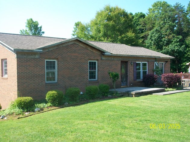 Image for ABSOLUTE TRUSTEE AUCTION - 1,544' HOUSE APPOX. 5 ACRES - MARTINSVILLE, VA