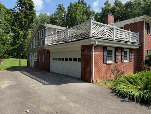 Image for ONLINE ONLY REAL ESTATE COLONIAL HOME ON 3.7 ACRES (+/-) MARION, VA