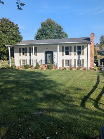 Image for ONLINE ONLY REAL ESTATE AUCTION COLONIAL HOME MEADOWVIEW, VA