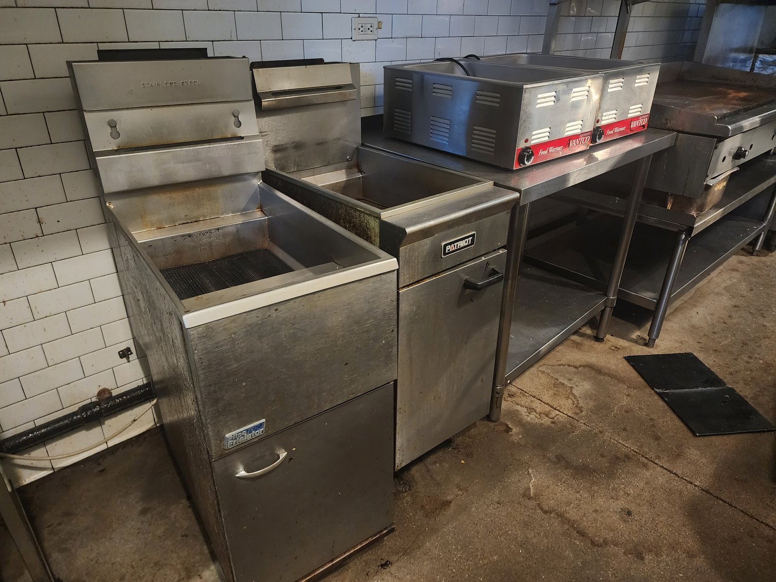 Image for Restaurant and Other Equipment from Venkman's, Breadwinner Cafe and Farm to Ladle