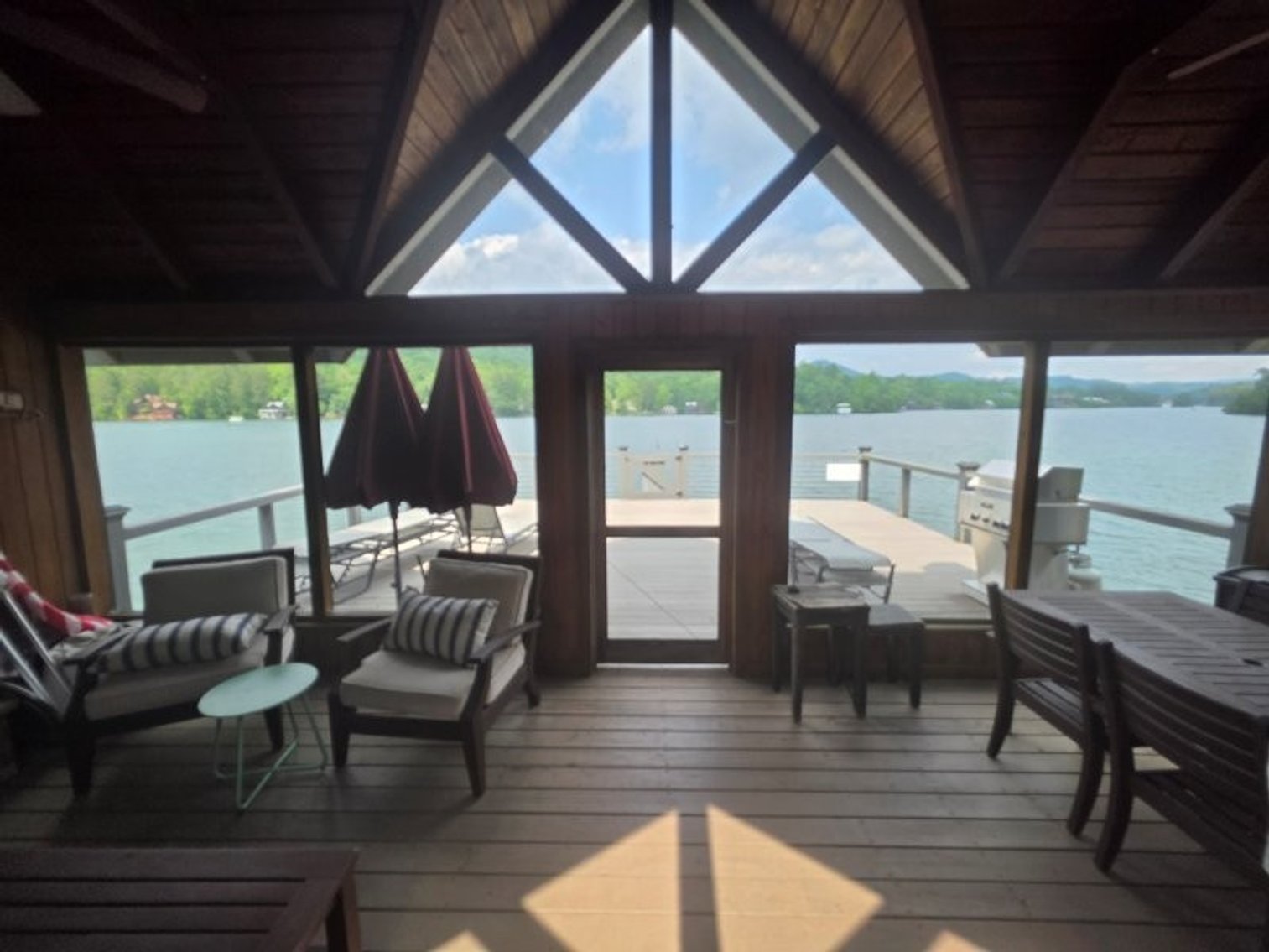 Image for Lake Burton Foreclosure Auction