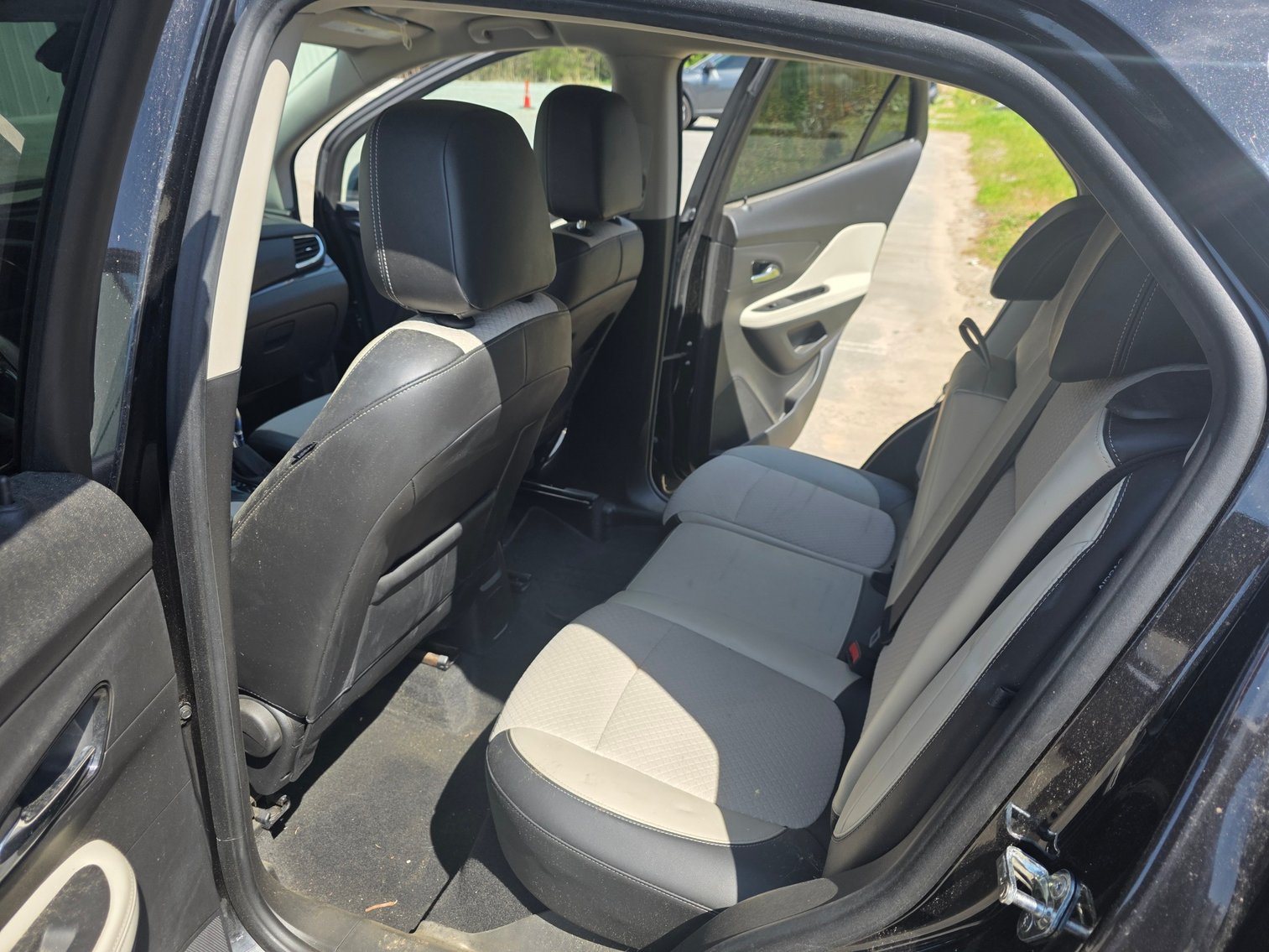 Image for 2018 Buick Encore Selling by Order of Magistrate Court