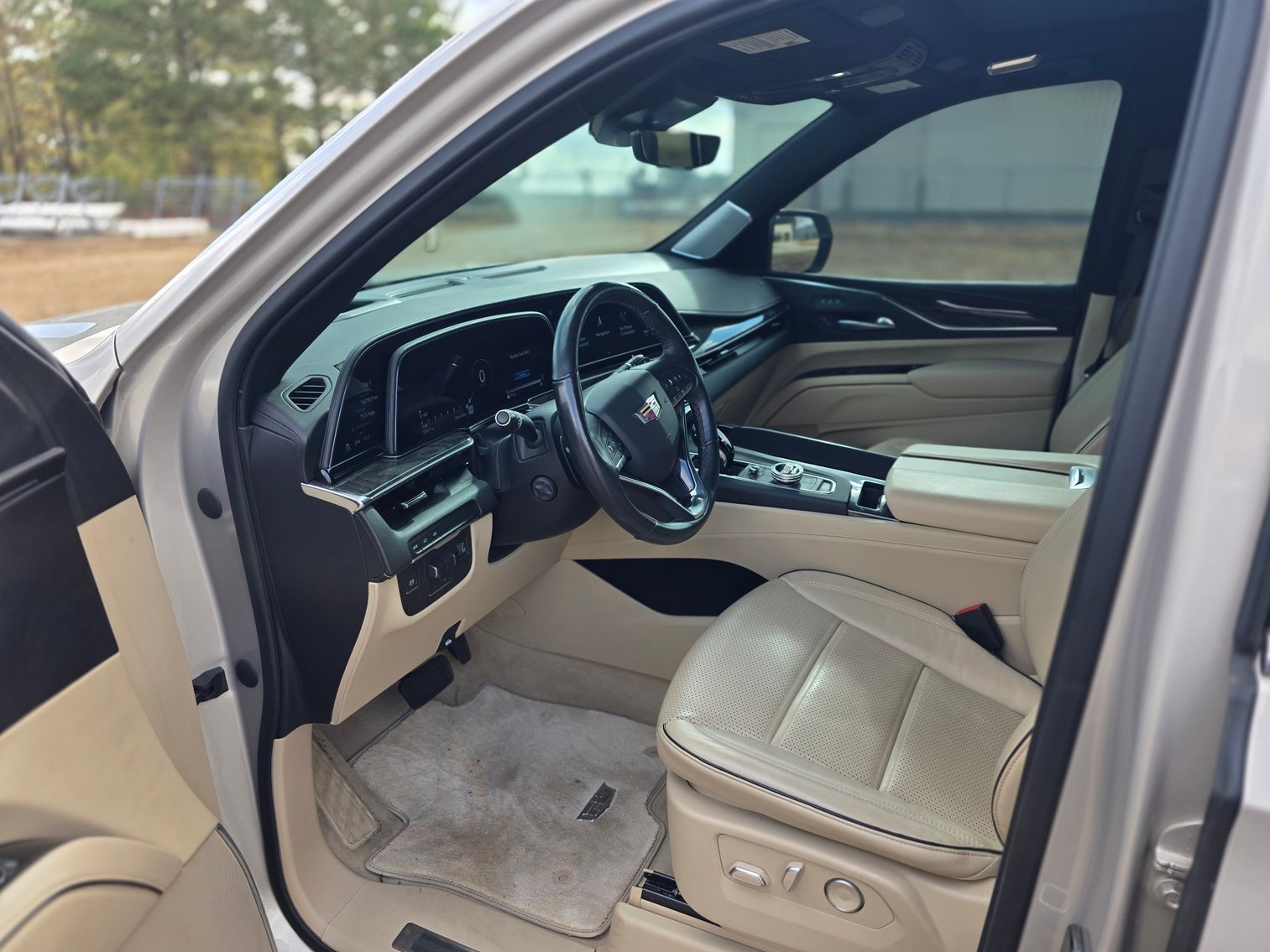 Image for Aston Martin, Escalade and Range Rovers!