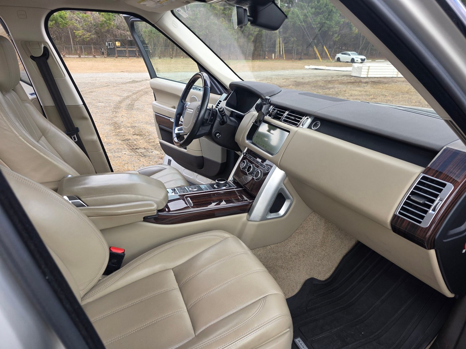 Image for Aston Martin, Escalade and Range Rovers!