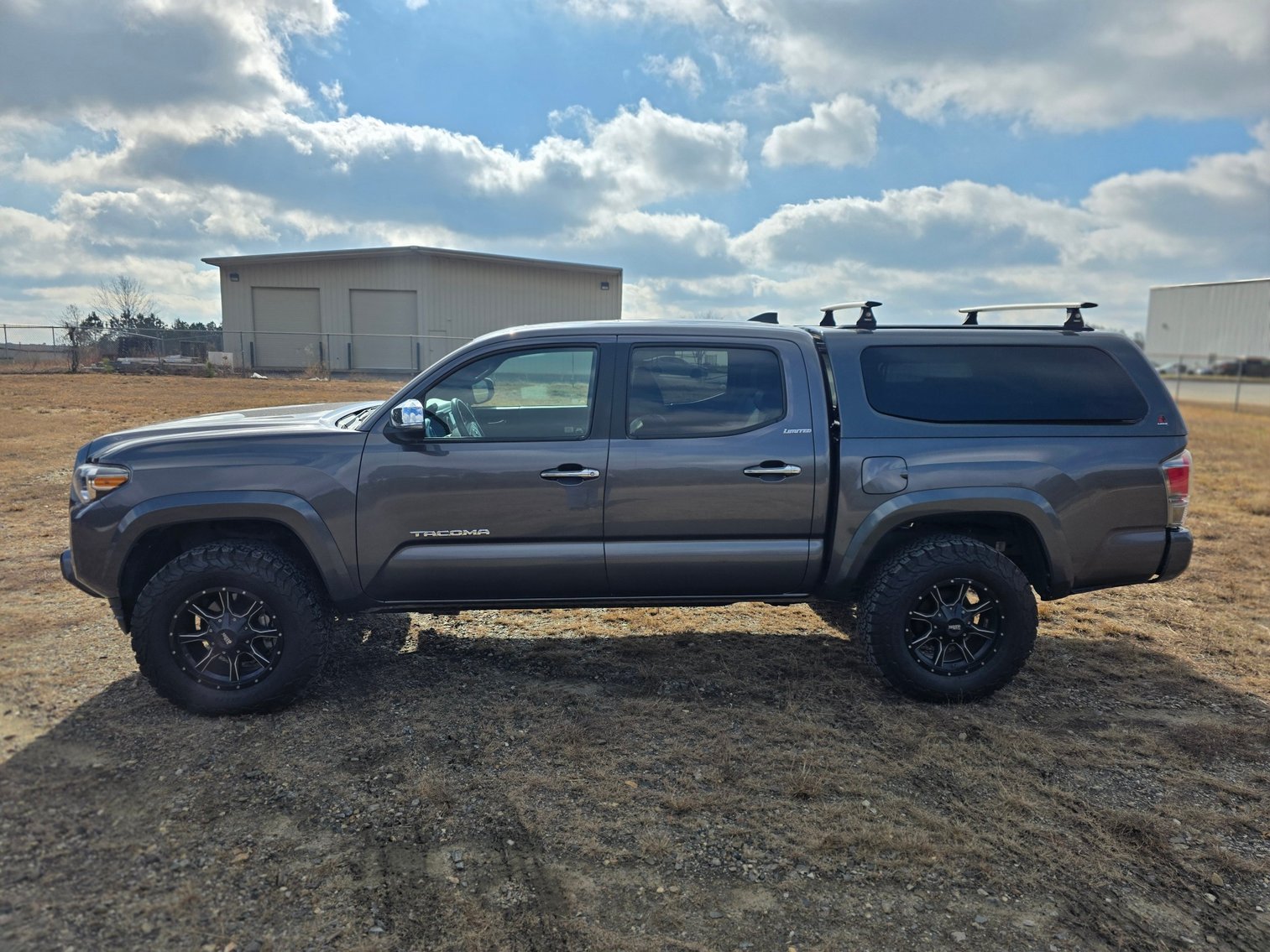 Image for 2017 Toyota Tacoma