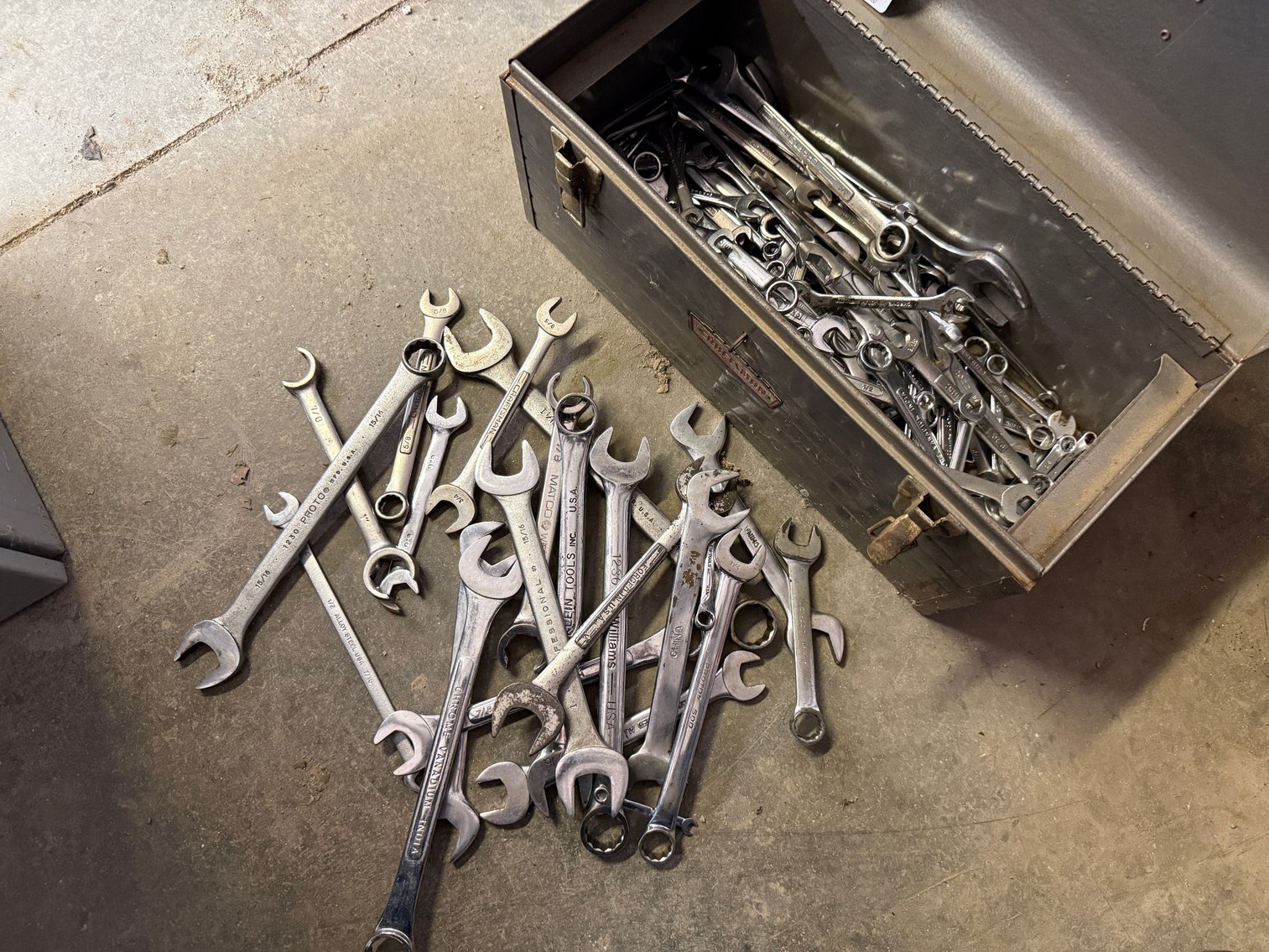 Image for 26-004_Hooper Estate Garage Liquidation